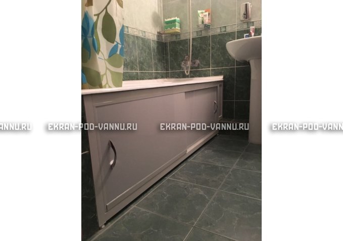 Экран  EUROPLEX Роликс белый с вставкой – купить по цене 10400 руб. в интернет-магазине в городе Саранск картинка 2